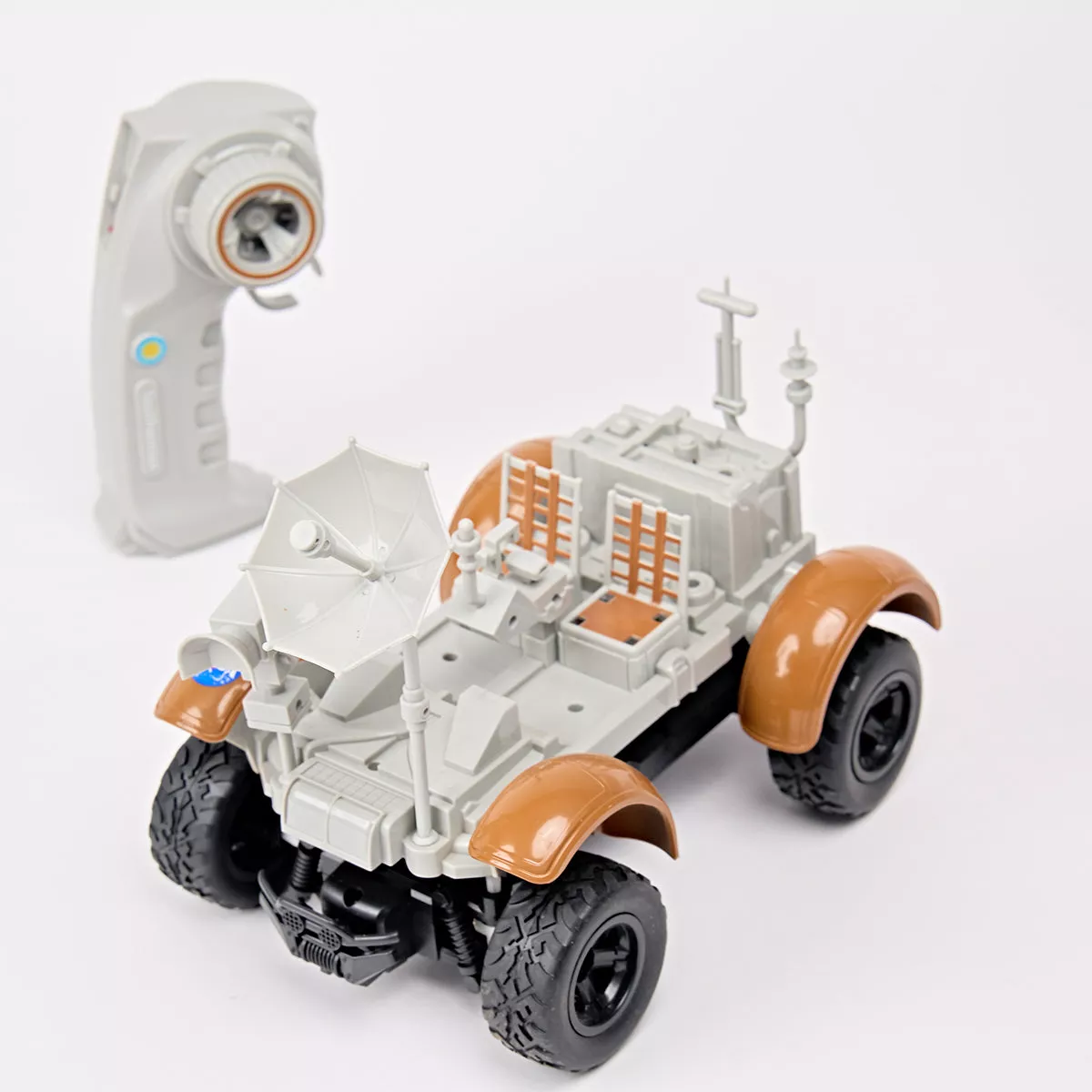 Smithsonian RC Luna Rover